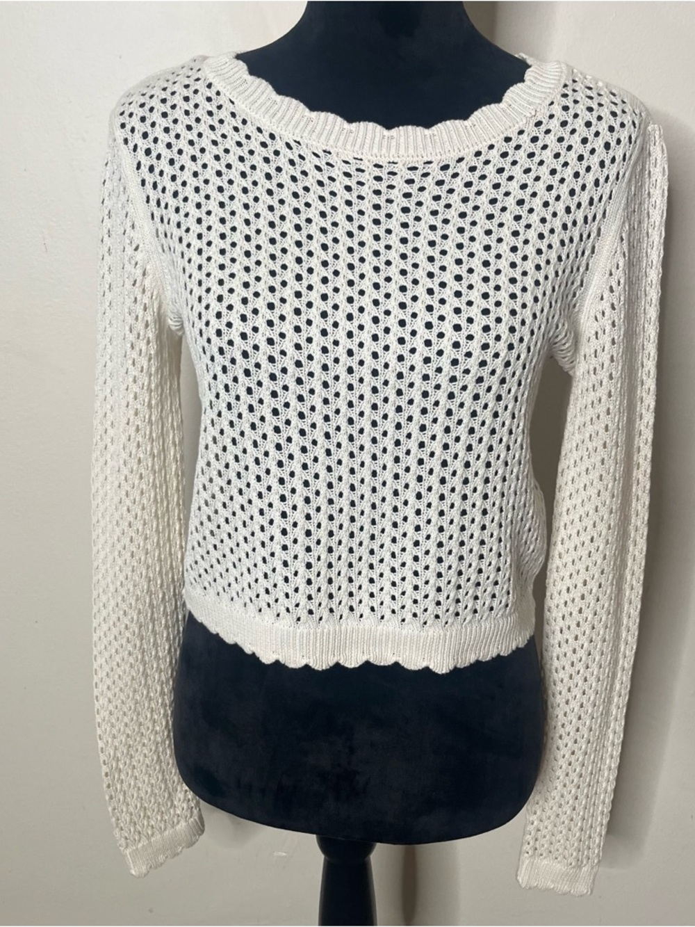 Christian Lacroix Women’s Ivory‎ Round Neck Cropped Crochet Open Knit Sweater S